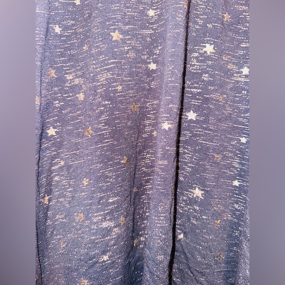 Women's Navy And Gold Star Top Size M 
by Cha Cha Vente
Business Casual Church - Picture 3 of 4